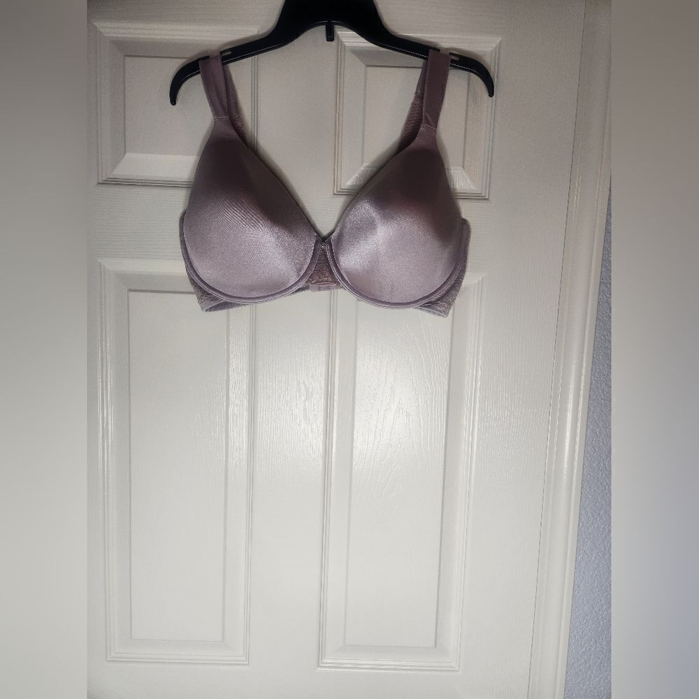 Vanity Fair 40DD Full Figure Underwire Padded Lace Smoothing Bra